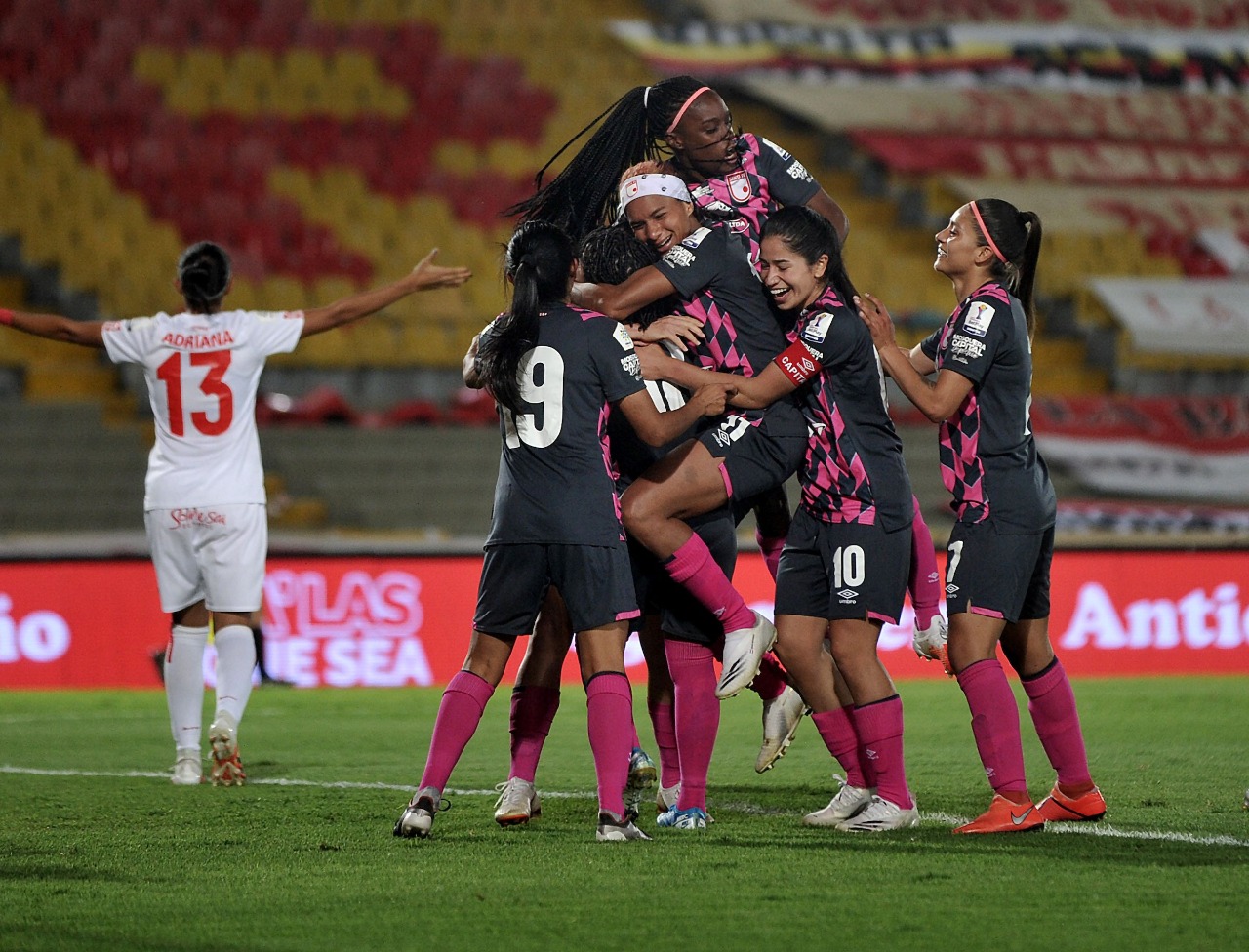 Albeiro Erazo, DT de Santa Fe femenino: "Somos el equipo campeón y debemos imponer condiciones" - Vimarsana News